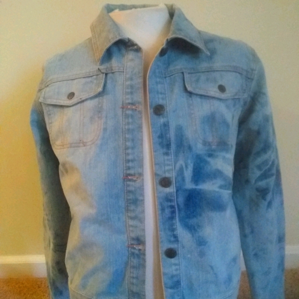 Jean Jacket Large/XLarge - Picture 3 of 4